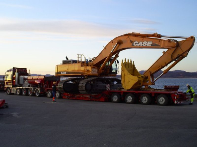 Transport d'engin de chantier